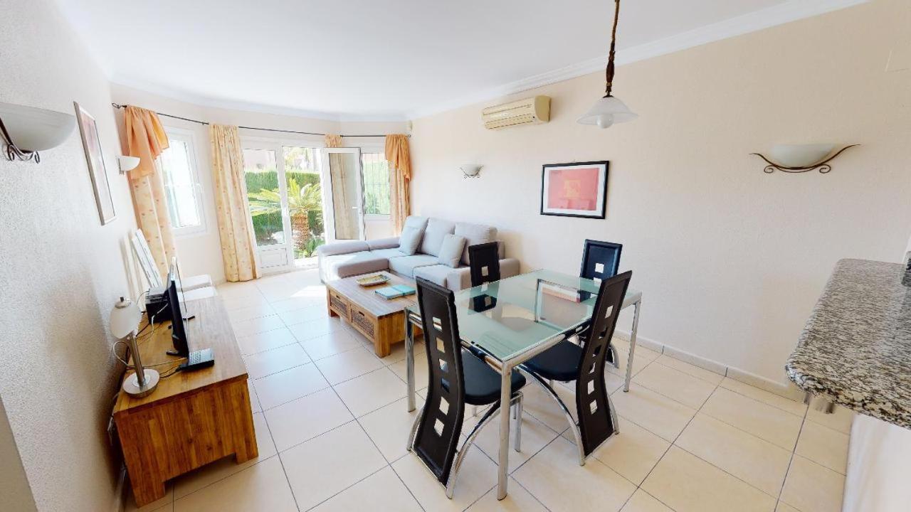 Apartamentos Y Villas Oliva Nova Golf Resort Dış mekan fotoğraf