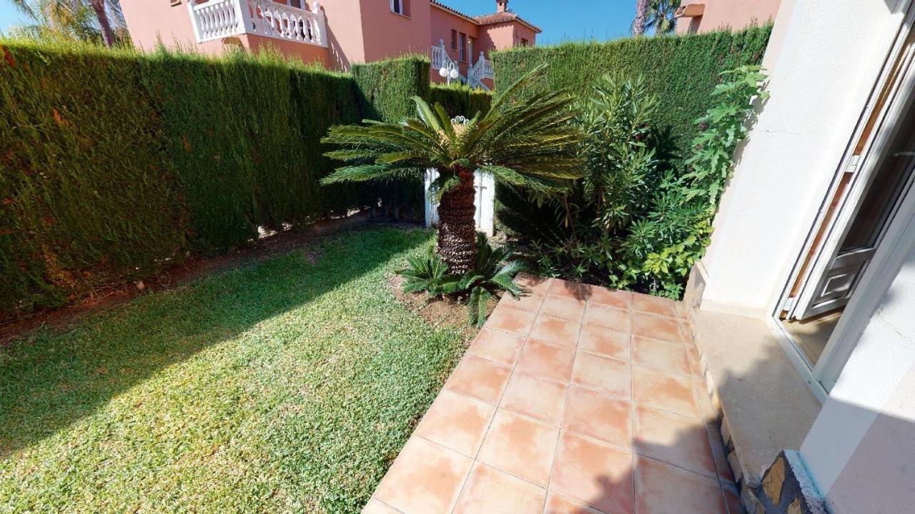 Apartamentos Y Villas Oliva Nova Golf Resort Dış mekan fotoğraf