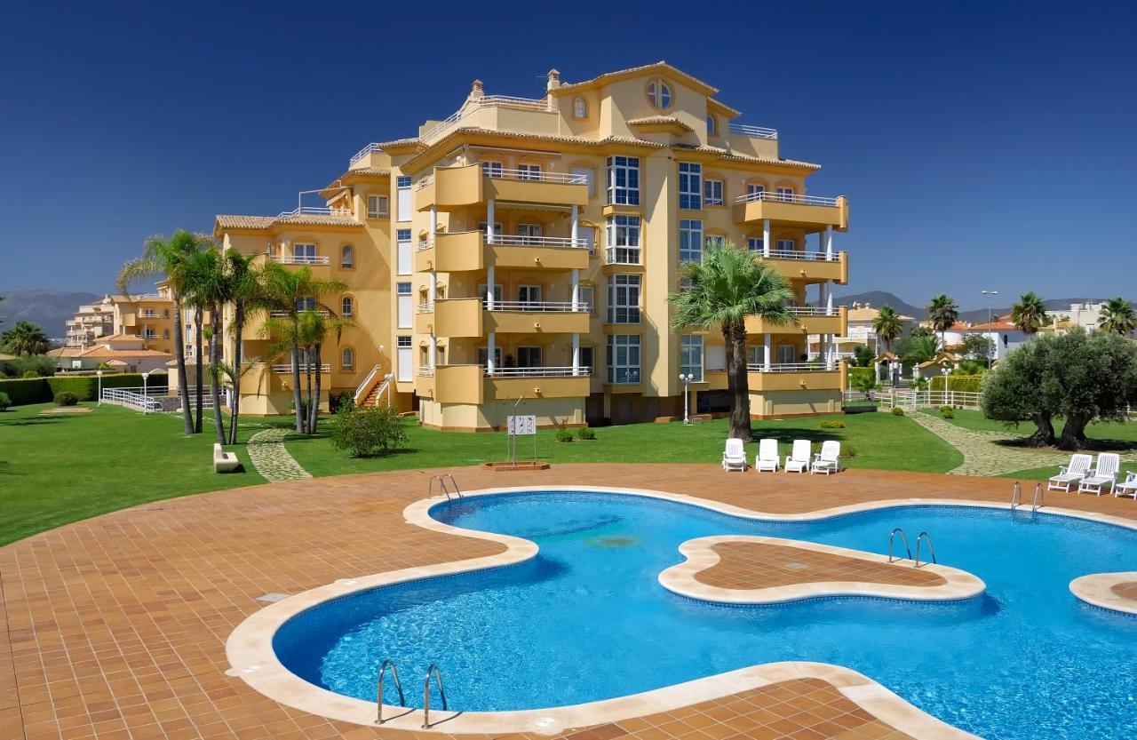 Apartamentos Y Villas Oliva Nova Golf Resort Dış mekan fotoğraf