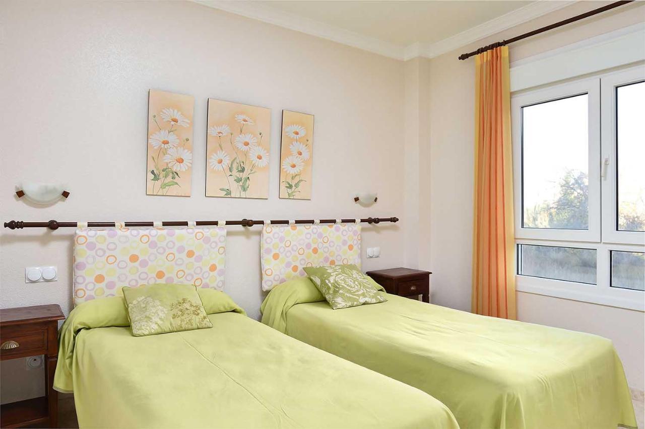 Apartamentos Y Villas Oliva Nova Golf Resort Dış mekan fotoğraf